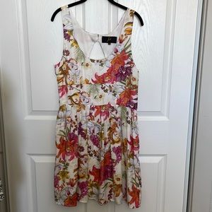 Floral dress by Jack sz M